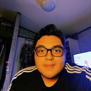 Meet your Posher, Javier